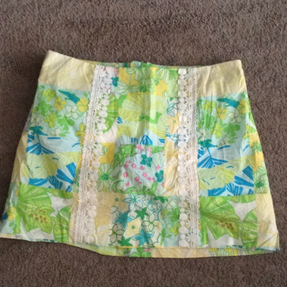 Lily Pulitzer skort size 6